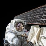 thumb-negative-space-astronaut-dark-satellite-nasa-1